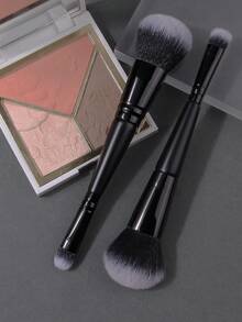 1pc Black Wooden Handle Dual-Ended Blush Brush & Eyeshadow Brush, Soft Fluffy Bristles For Natural Makeup, Daily Makeup Essential - Black - View 5