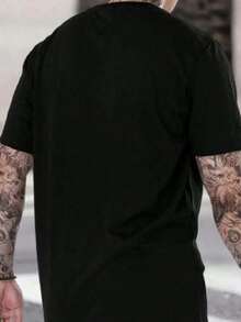 Camiseta Estampada Unissex 100% algodão malha 30.1 Penteado - Alta Qualidade - Preto - Visão 2