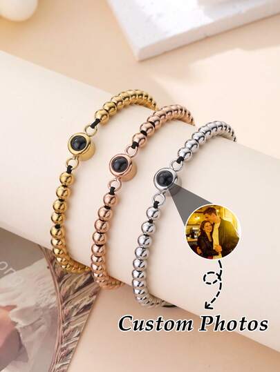 1 pieza Pulsera de proyección de foto personalizada, pulsera de cuentas de acero inoxidable chapado en oro de 18K, pulsera de foto personalizada, chapado en oro de 18K, regalo de Navidad, moda roja, moda de otoño, casual, minimalista, unisex, moda, colorida, retro, casual, linda, personalizada, única, regalo ideal para él, regalo ideal para ella, novio, novia, papá, mamá, familia, amigos, aniversario, cumpleaños, graduación, amuleto de Año Nuevo