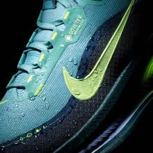 Nike 男鞋邁柔VOMERO 18 GTX防水運動訓練頂緩跑步鞋 - 綠色/黑色 - 查看 4