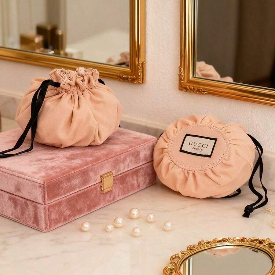 Gucci 复古缎面抽绳化妆包，光滑缎面质感，便携。 - 粉色 - 查看 1