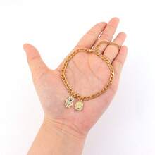 1 chiếc mặt dây chuyền hình bàn tay Hamsa cổ điển mới, chữ cái đầu in hoa, dây chuyền bằng thép không gỉ mạ vàng dành cho nam giới - Vàng - Xem 3