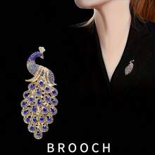 1/6 Fashionable Peacock Brooch, Alloy Rhinestone Colorful Peacock Lapel Pin, Vintage Palace Animal Accessory For Dress/Suit, Gift For Friends - Style - View 3