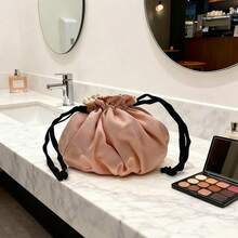 Gucci 复古缎面抽绳化妆包，光滑缎面质感，便携。 - 粉色 - 查看 3