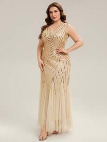EVERPRETTY Plus Size Women Gold Formal Long Dress With Contrast Sequin & Mesh Details, Short Sleeve Vintage Party Maxi Dress, Mermaid Long Formal Evening Gown, Women V-Neck Sleeveless Gold Formal Evening Dress - Gold - View 5