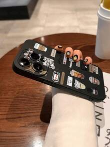 Bộ sticker dán điện thoại thời trang cá nhân hóa dành cho người yêu cà phê Ả Rập, bao gồm hình ảnh cà phê đá, hạt cà phê, câu nói tiếng Ả Rập và máy pha cà phê, ốp lưng điện thoại cao cấp chống sốc, bảo vệ ống kính camera, phù hợp với 17/17Pro/17Pro Max, 16, 15, 14, 13, 12, 11 Plus/Pro Max Series và Galaxy S/A Series, thích hợp làm quà tặng/trang trí lễ Phục Sinh, Giáng Sinh, Halloween cho bạn gái, bạn trai, bạn bè hoặc sinh nhật, phiên bản quốc tế, không phải phiên bản nội địa. - màu đen - Xem 4