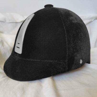 1顶黑色经典马术头盔，ABS外壳，升级防护，柔软绒面，头围可调节，适用于骑马训练、比赛、校园活动、户外骑行，男女通用学生休闲头盔