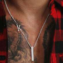 1件新款简约银色字母长方形吊坠时尚不锈钢链项链男士 - 銀色 - 查看 1