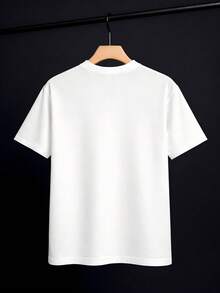 Camiseta holgada para hombre con estampados de bolsa de dinero, símbolo de dólar y monedas, junto con estampados de frases coloridas. Ofrece un aspecto casual y elegante, fácil de lograr un estilo relajado. Es agradable al tacto y transpirable, resistente a la deformación incluso después de un uso prolongado, lo que la hace cómoda para el transporte diario y las salidas. - Blanco - Ver 2