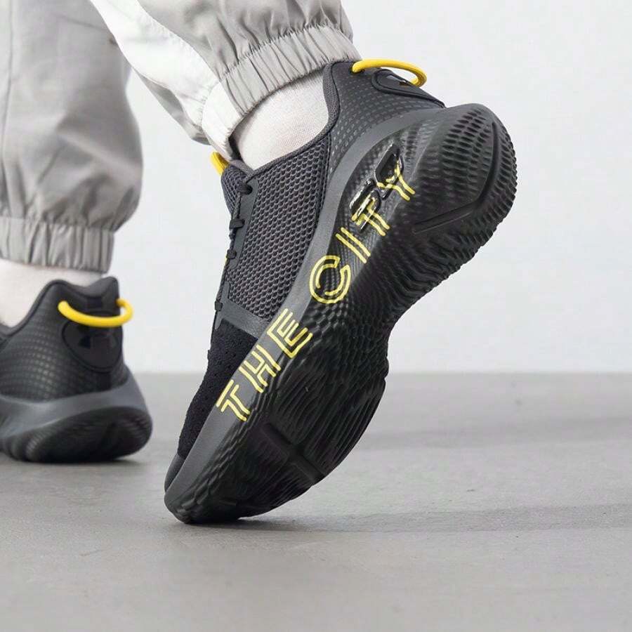 Under Armour Giày bóng rổ unisex CURRY 6 Flotro TC, giày thể thao trong nhà/ngoài trời, giày bóng rổ tập luyện thể dục thoải mái, giày thường ngày 3028396-001 - màu đen - Xem 1