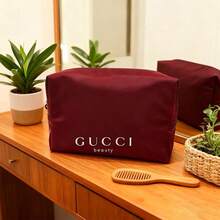 Gucci 红色帆布化妆包 - 大容量手提包，适合旅行和日常使用，优雅礼品。 - 酒紅色 - 查看 12
