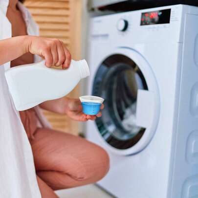 2pcs 125ml Silicone Laundry Measuring Cup, Reusable Liquid Detergent Dispenser For Home And Dormitory, Leak Proof Design Prevents Mess