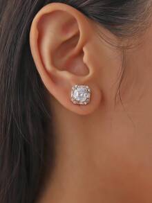 1 Pair Minimalist Elegant Luxury Sparkling Cubic Zirconia Square Stud Earrings, Versatile Daily Wear, Suitable For Evening Party, Wedding, Birthday, Valentine's Day, Mother's Day, Teacher's Day Gift - Multicolor - View 1