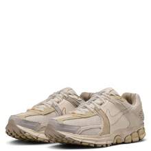 Men's Nike Zoom Vomero 5 LT Orewood Brn/ Khaki (IM6966 104) - 米色 - 查看 4
