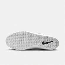 Nike 男子SB FORCE 58經典復古低筒運動休閒滑板鞋 - 白色/灰色/綠 色 - 查看 7