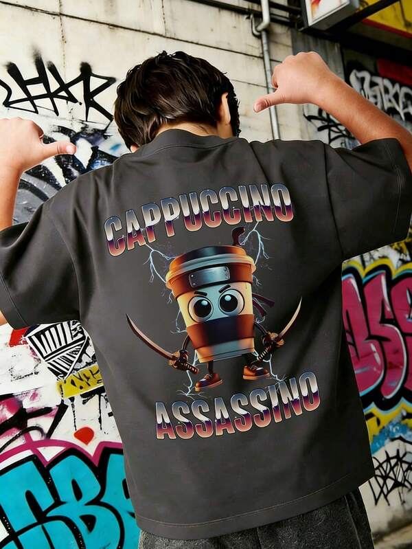 1 pièce T-shirt à col rond imprimé décontracté pour garçon préadolescent, vêtements d'été pour étudiants et jeunes - Le T-shirt avec l'impression "Shanhaijing" apporte de la joie et du bonheur à chaque enfant! CAPPUCCINO ASSASSINO