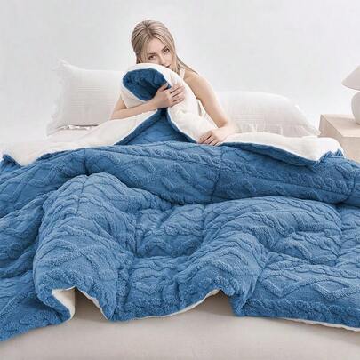 Luxurious Soft Thick Warm Taffeta Comforter - Bedspread Suitable For All Seasons, Machine Washable Comforter For Bed, Sofa, Camping & Travel - Ideal Gift, Fits Most Beds (Contemporary Style)