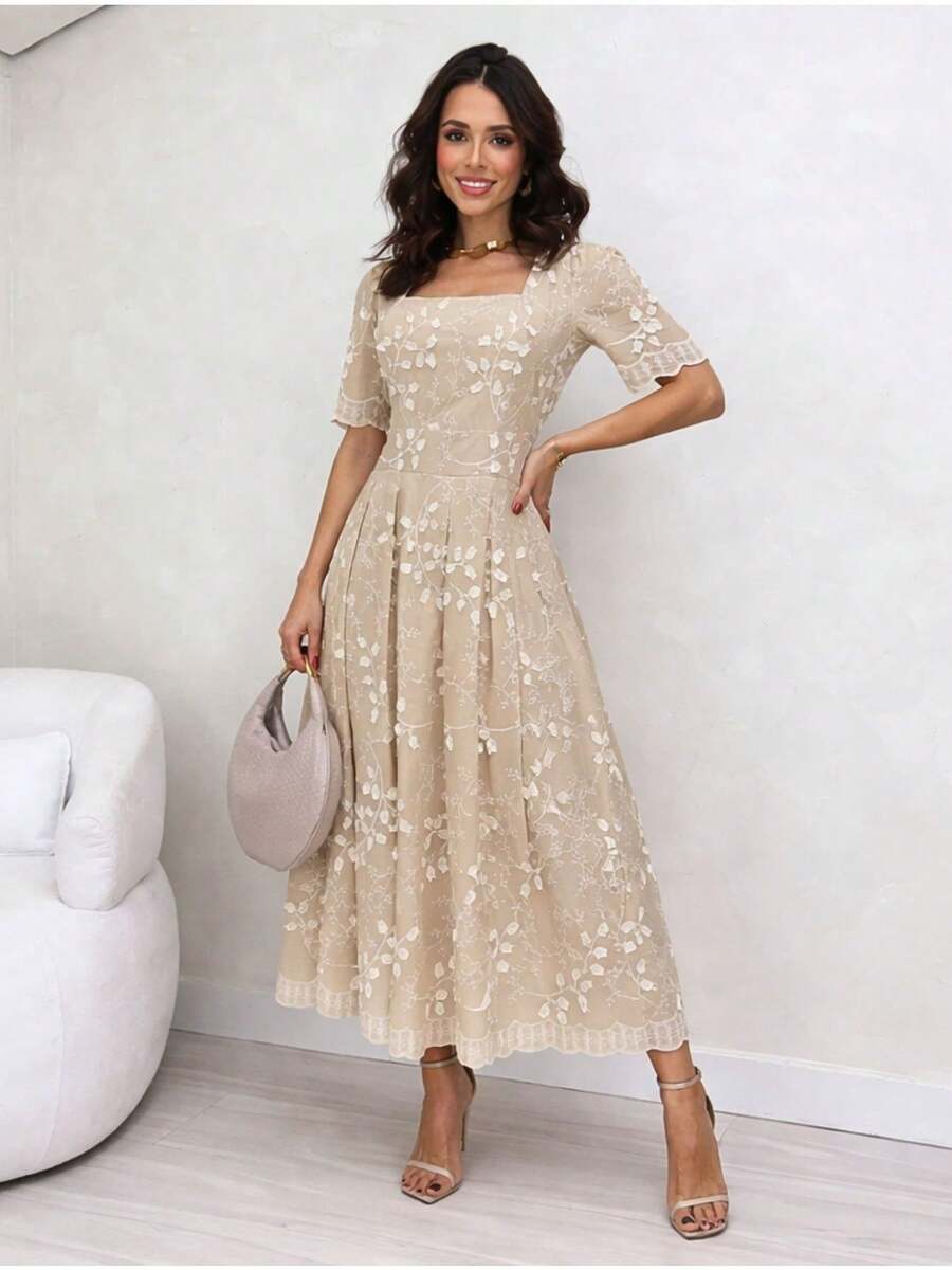 Sophisticated 3D Lace Dress With Premium Luxury 3/4 Sleeves And Unique Details, Perfect For Evangelical Weddings And Parties. - Màu be - Xem 1