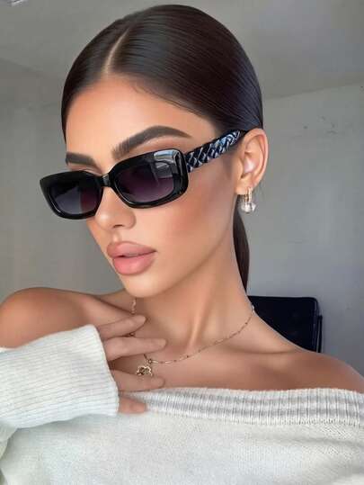 复古长方形小框时尚眼镜，塑料材质，休闲装饰日常佩戴时尚眼镜，男女皆宜