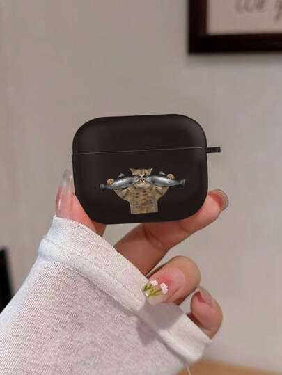 1 Pc Funny Cat Holding Fish Pattern Shockproof Protective Earbud Case For Men Women Teens, Durable Earbud Protector, Fashionable Daily Use Earbud Case, Suitable For AirPods 1/2/3/4/Pro/Pro2/Pro3