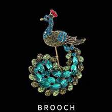 1/6 Fashionable Peacock Brooch, Alloy Rhinestone Colorful Peacock Lapel Pin, Vintage Palace Animal Accessory For Dress/Suit, Gift For Friends - Style - View 4