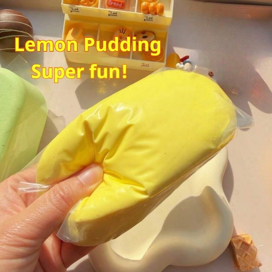 1个长蛋糕造型挤压玩具 - 解压玩具 - 挤压玩具 - 软玩具 - 捏捏乐玩具 - 指尖玩具 - 史迪奇玩具 - 旅行玩具 - 课堂指尖玩具 - 迷你洗澡玩具 - 圣诞文具减压球，生日礼物，完美礼物，复活节礼物，平安夜礼物，圣诞礼物，礼物，玩具，游戏，复活节