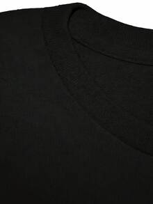 Black Neutral T-Shirt, Made of 100% Pure Cotton, Weighing 220 Grams, Featuring a Bold "Warrior on Panther" Pattern, Perfect for Casual Wear Outside. - Negro - Ver 4