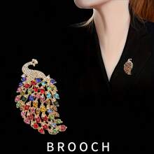 1/6 Fashionable Peacock Brooch, Alloy Rhinestone Colorful Peacock Lapel Pin, Vintage Palace Animal Accessory For Dress/Suit, Gift For Friends - Style - View 7