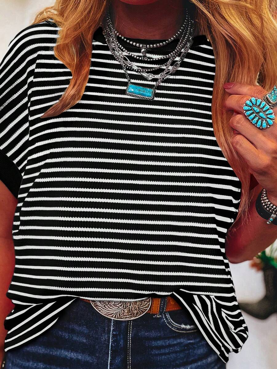 Acelitt Striped Contrast Color Short Sleeve Knit Casual Crew Neck T-Shirt, Summer Black - Black - View 1