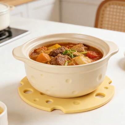 1 件装柔韧易清洁耐高温隔热垫，适用于砂锅，奶油色纯色马卡龙色圆形，防油防滑加厚隔热防烫锅垫，适用于家庭厨房餐桌日常使用。