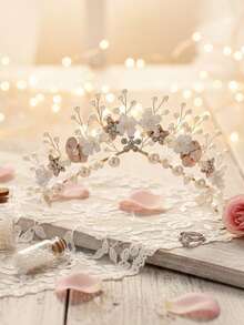 1PC Romantic White Flower & Faux Pearl Bridal Tiara, Elegant Rhinestone Floral Hair Crown With Combs, Fairy Style Wedding Hair Accessories For Bride & Prom - Gold - View 6