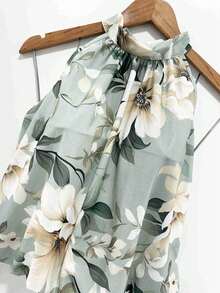 Blusa Feminina estilosa Floral gola alta - Verde Menta - Visão 2