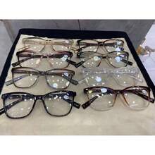 oculos com grau pra perto leitura 9523 quadrado masculino feminino unisex - cinza dourado - Visão 2