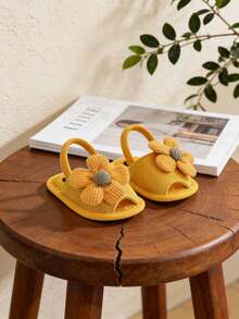 新生儿女童夏季凉鞋，花朵蝴蝶结软底婚纱平底鞋，婴儿学步鞋 - 黃色 - 查看 6