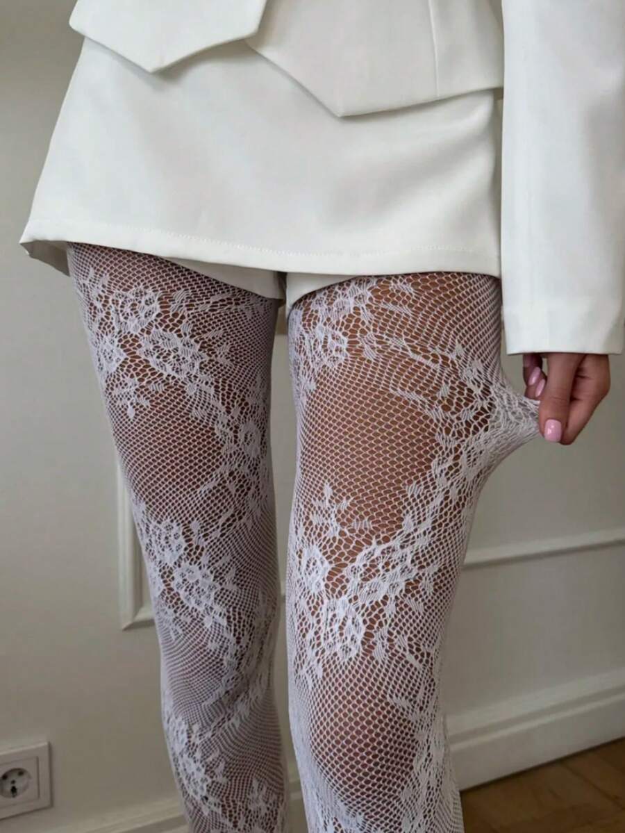 大码女式高弹力花卉网纱打底裤，哥特蕾丝紧身裤，Y2K黑色薄纱丝袜，适合情人节 - 白色 - 查看 1