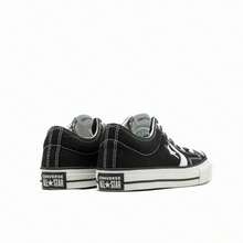 Converse Star Player 76 GS Black/White Children's Sneaker: A Reimagined Design From S Archives That Combines Athletic Roots With A Relaxed Street Style. Perfect For Casual Looks, This Black And White Sneaker Is Perfect For The Little Ones. - màu đen - Xem 3