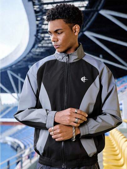 EVRINFINITE 男士印花运动户外防风夹克，适合日常穿着、户外活动、健身、休闲、上学、聚会、音乐节等场合。可作为礼物送给朋友和男友。男士立领拉链夹克，拼接夹克，赛车夹克/户外防风夹克，复古风，秋季必备。