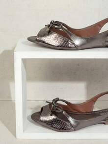 Women's Open Flat Sandal, Delicate, Comfortable, Lizard, Old Silver - 灰色 - 查看 9