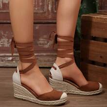 Women's Espadrille Platform Wedge Sandals – Closed Toe Ankle Strap Lace Up Summer Shoes - 棕色 - 查看 3