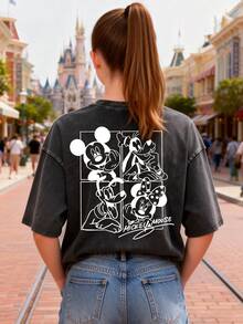 This Disney Women's T-Shirt Features A Creative Mickey Mouse And His Friends Cartoon Print. It's A Spring/Summer Style Crew Neck Retro Washed Cotton T-Shirt, Made Of Soft And Comfortable Pure Cotton Fabric, Suitable For Everyday Wear, Shopping, Travel, And Casual Occasions. It Also Makes A Wonderful Gift. - 黑色 - 查看 3