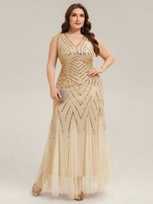 EVERPRETTY Plus Size Women Gold Formal Long Dress With Contrast Sequin & Mesh Details, Short Sleeve Vintage Party Maxi Dress, Mermaid Long Formal Evening Gown, Women V-Neck Sleeveless Gold Formal Evening Dress - Gold - View 3