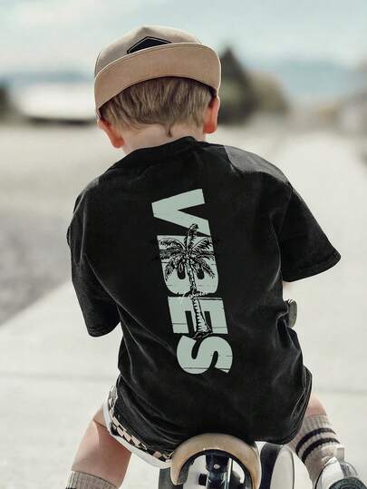 Camiseta de cuello redondo de manga corta con estampado casual de verano, adecuada para niños y niños - Árbol de coco de vacaciones - ¡Consigue la camiseta a juego para tus amigos que se están preparando para un viaje de exploración! Camiseta gráfica para niño pequeño, ropa para niños