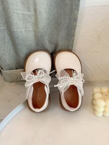 1 Pair 2026 New Beige Girls' Leather Shoes With Pearl, Lace & Bow Design, Soft Non-Slip Flat Casual Shoes, Minimalist Versatile Daily Wear - Beige - View 2