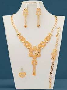 1set 5pcs 18K Gold Plated Copper Jewelry-Flower Cluster Bib Necklace With Heart Tassel, French Romantic Luxurious Dubai Style Bridal Wedding Party Gift For Mom, Sister, Women - Champagne - View 6