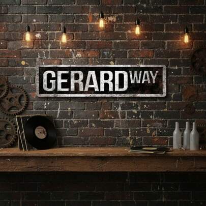 1pc Of Vintage Metal Tin Sign Featuring 'Gerard Way', Measuring 4.0X16.0inch - Suitable For Waterproof And Dust-Proof Wall Decoration In Homes, Bars, Cafes, And Pubs - Designed In A Retro Style