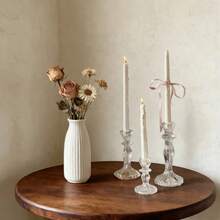 Conjunto de 2 velas peroladas em estilo europeu - Velas brancas peroladas (Tamanho: 2,3 cm x 25 cm / 2,3 cm x 30 cm). Adequadas para meditação, iluminação, criação de um ambiente sofisticado e também podem ser usadas como adereços fotográficos. Ideais para decoração de casa, jantares românticos à luz de velas, reuniões familiares, varandas, casamentos, diversas festas, presentes para mulheres e Dia das Mães. - 2pcs - Ver 3