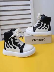 1双黑白火焰图案中筒靴，防滑耐磨，拉链闭合，时尚儿童日常鞋 - 黑色 - 查看 9