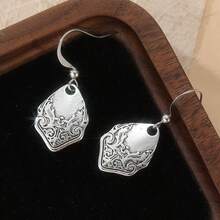 Spoon Shaped Earrings, Vintage Jewelry, Commemorative Gift - Silver - View 5