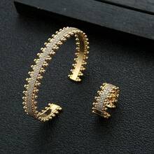 金色