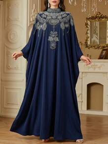 Solessence UNITHORSE 女士立领长袖贴花缎面长款气质晚礼服 - 藏蓝色 - 查看 1